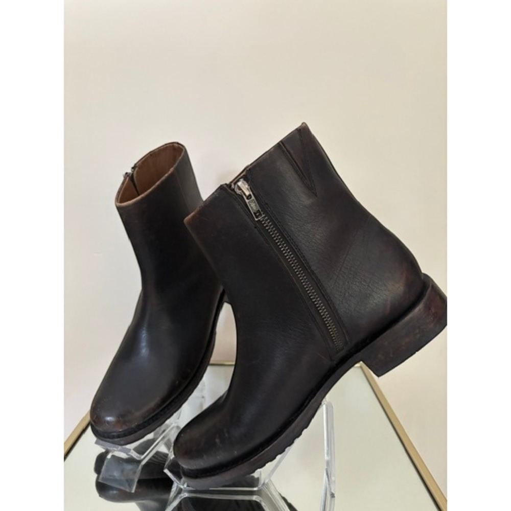 Frye Veronica Inside Zip Black Leather Distressed Ankle Boots Women's 10M - Picture 2 of 13